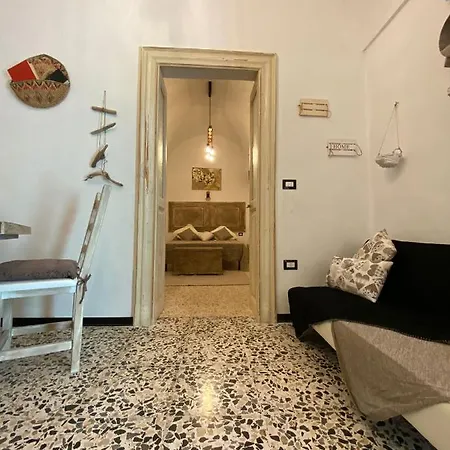 Gallipoli La Corte Del Poeta Πανσιόν
