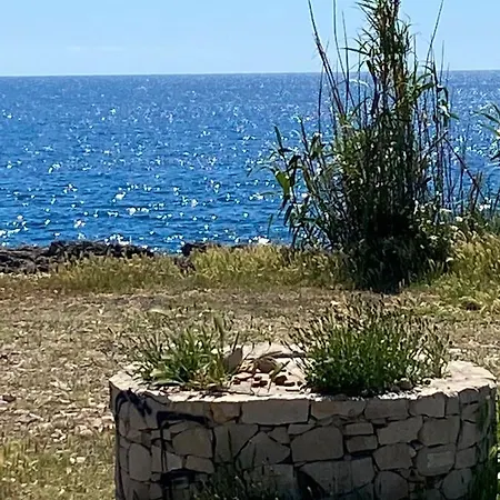 Gallipoli La Corte Del Poeta Tuglie